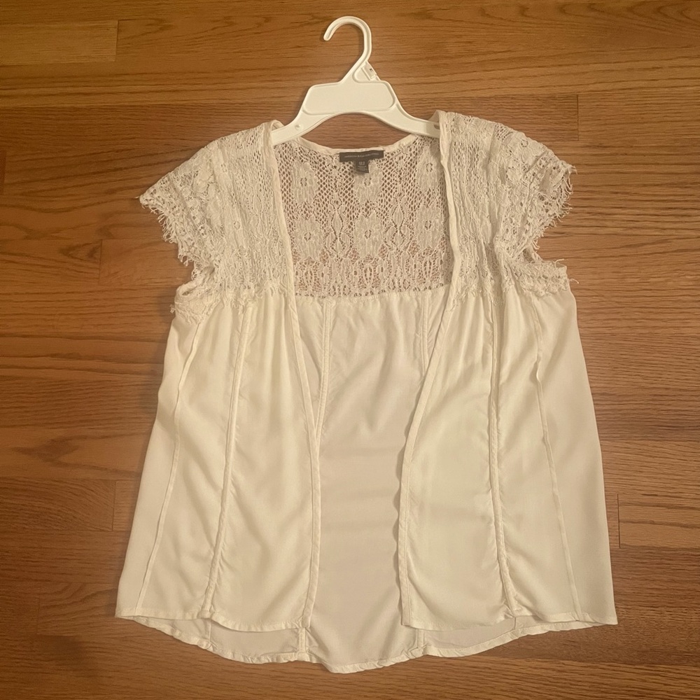 LIGHTLY USED Women’s American Eagle Vest.  Size XS